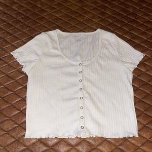 Cropped tee